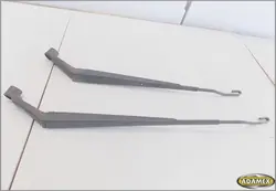 Ograniczona ilość TOYOTA YARIS VERSO 2001r RAMIONA WYCIERACZEK 2SZT