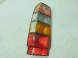 Zniżka VOLVO 740 2.3 1988r LAMPA LEWY TYŁ KOMBI