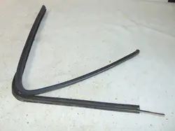 VW GOLF II 5D USZCZELKA DRZWI SZYBY PRAWA TYŁ Hit sprzedaży